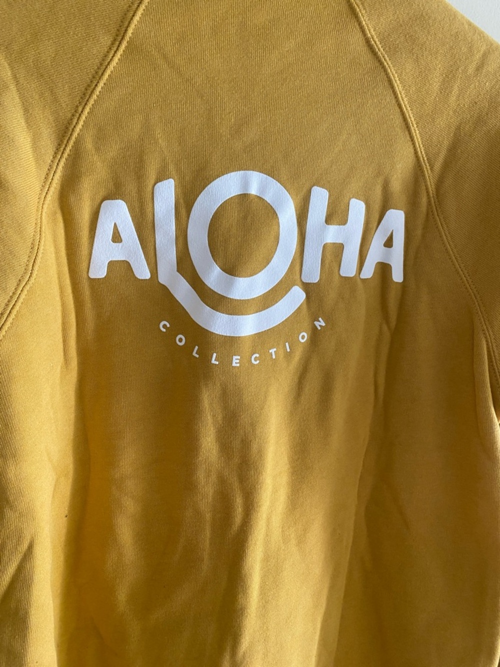 NWT ALOHA Crewneck Sweatshirt.Small - Picture 6 of 6